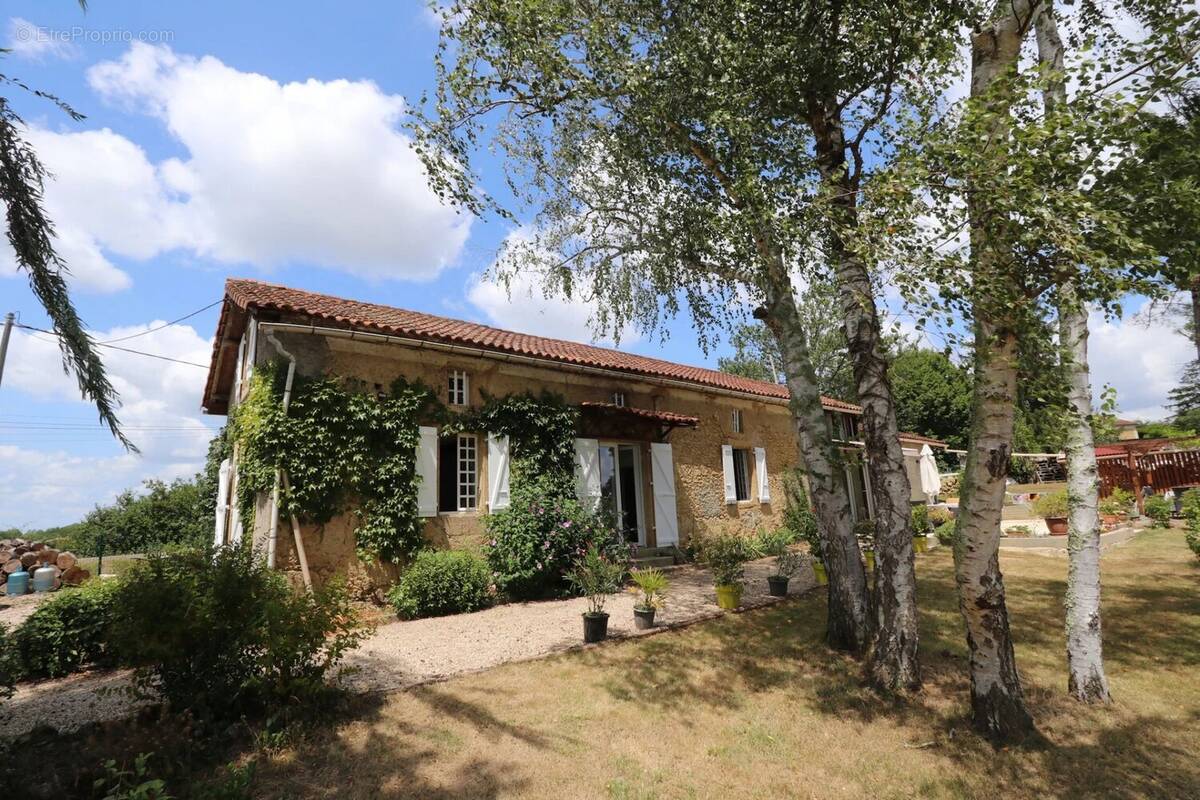Maison à MALABAT