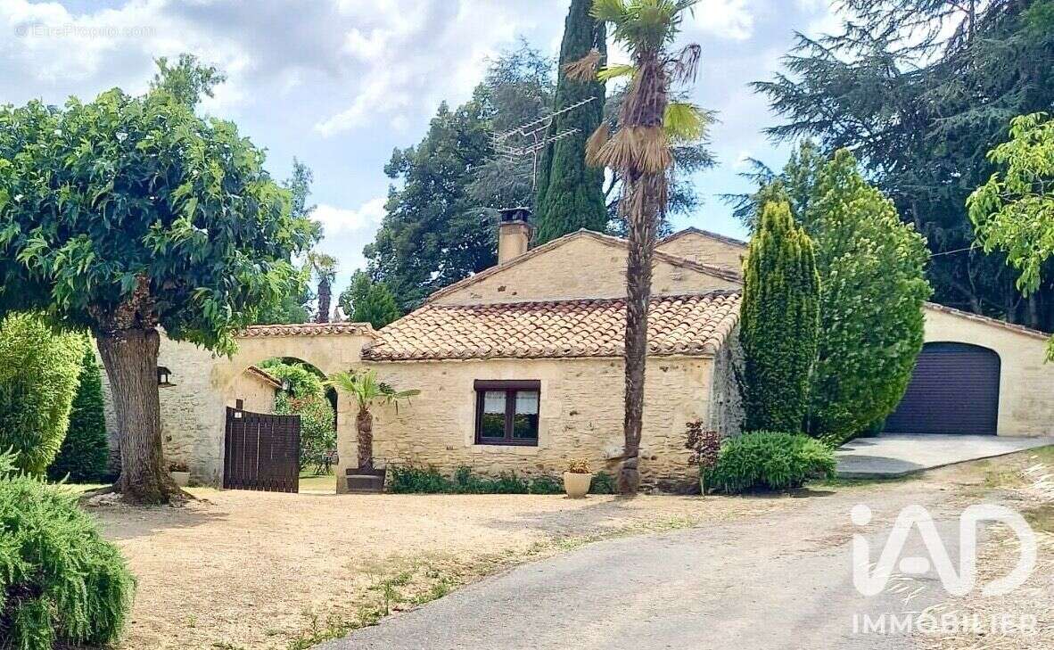 Maison 120 m² à Soturac  - photo 4