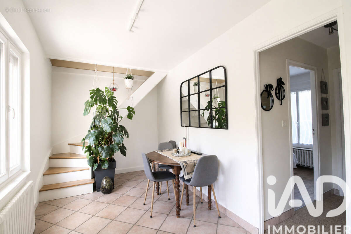 Photo 8 - Maison à MASSY