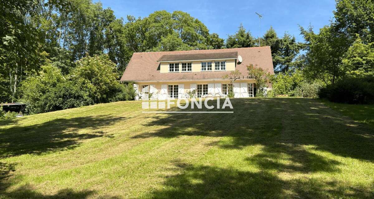 Maison à MORANCEZ