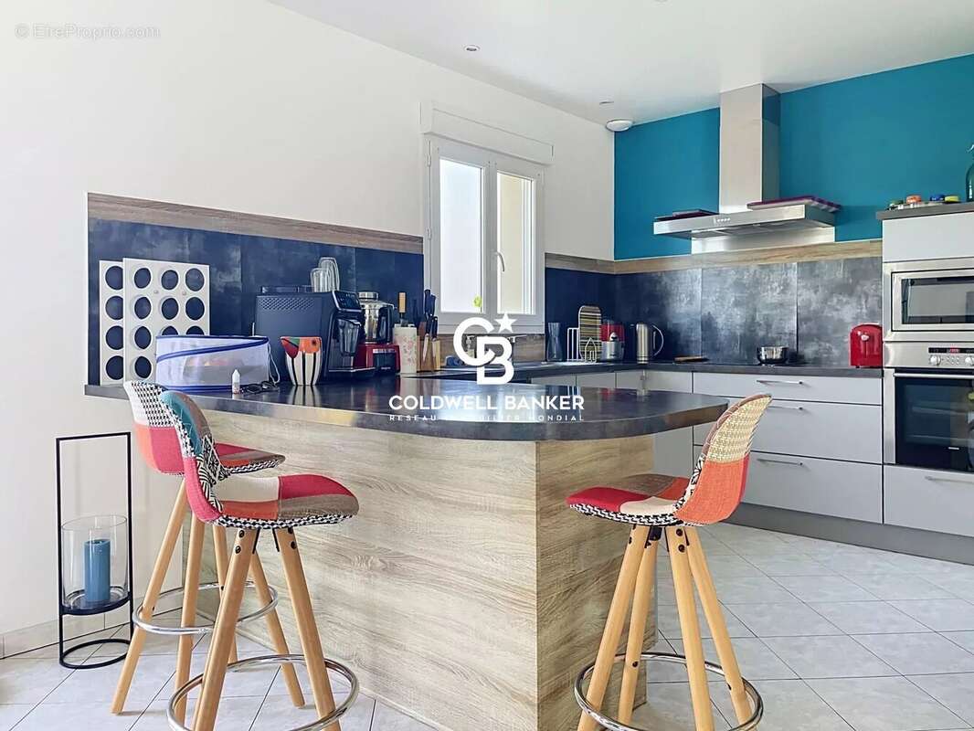 Maison de plain-pied avec garage et jardin et Saintes - photo 3