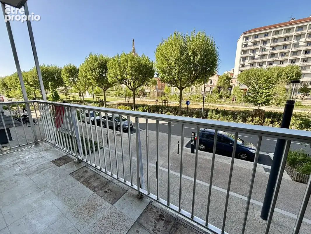 Appartement 4 pièces 79 m² à vendre à Romans-Sur-Isere (26100) - photo 4