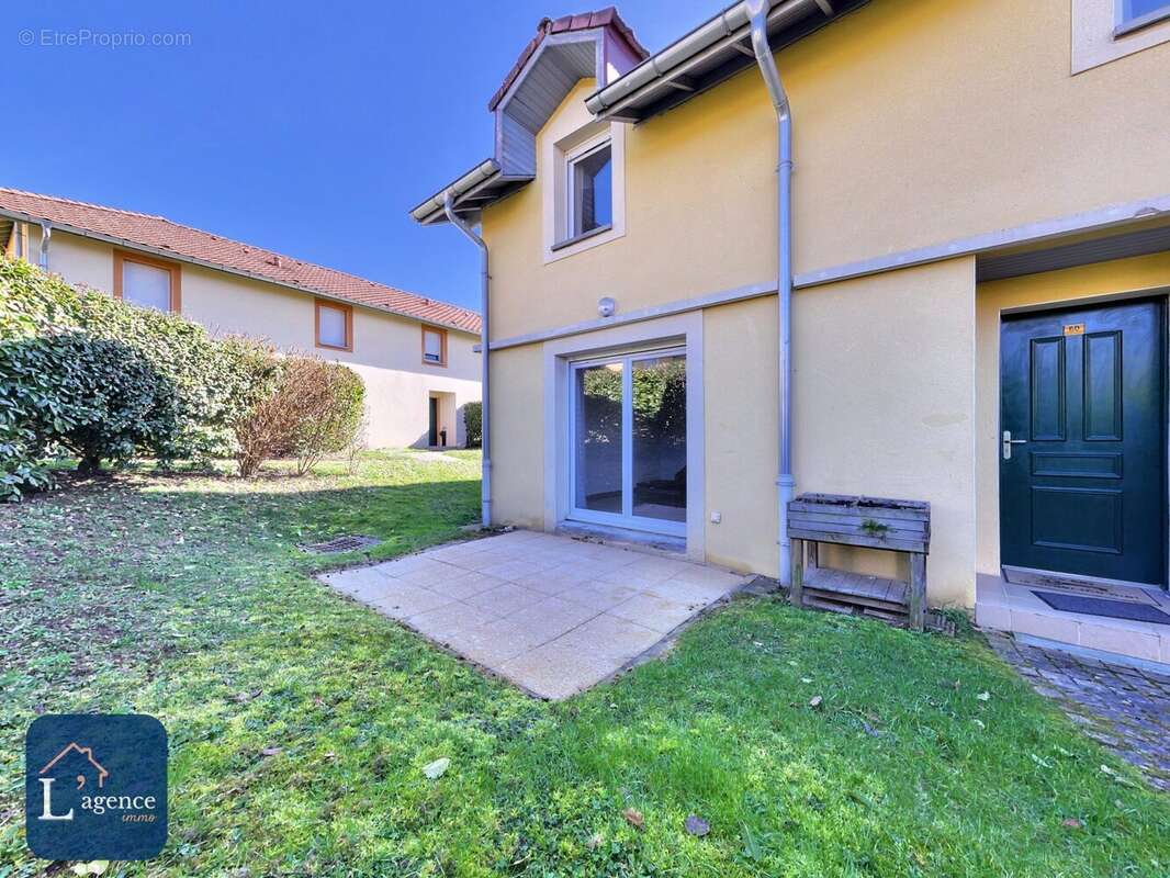 Appartement à PREVESSIN-MOENS