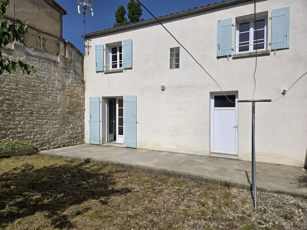 Maison à ROCHEFORT