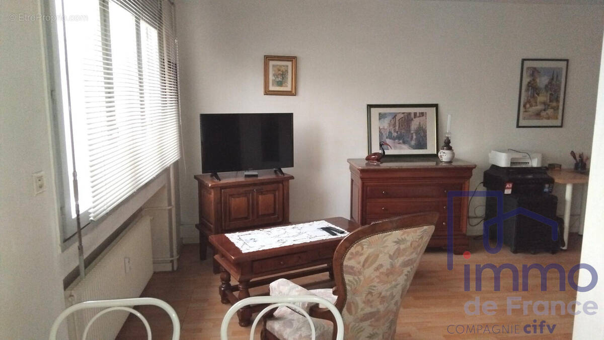 Appartement à SAINT-ETIENNE