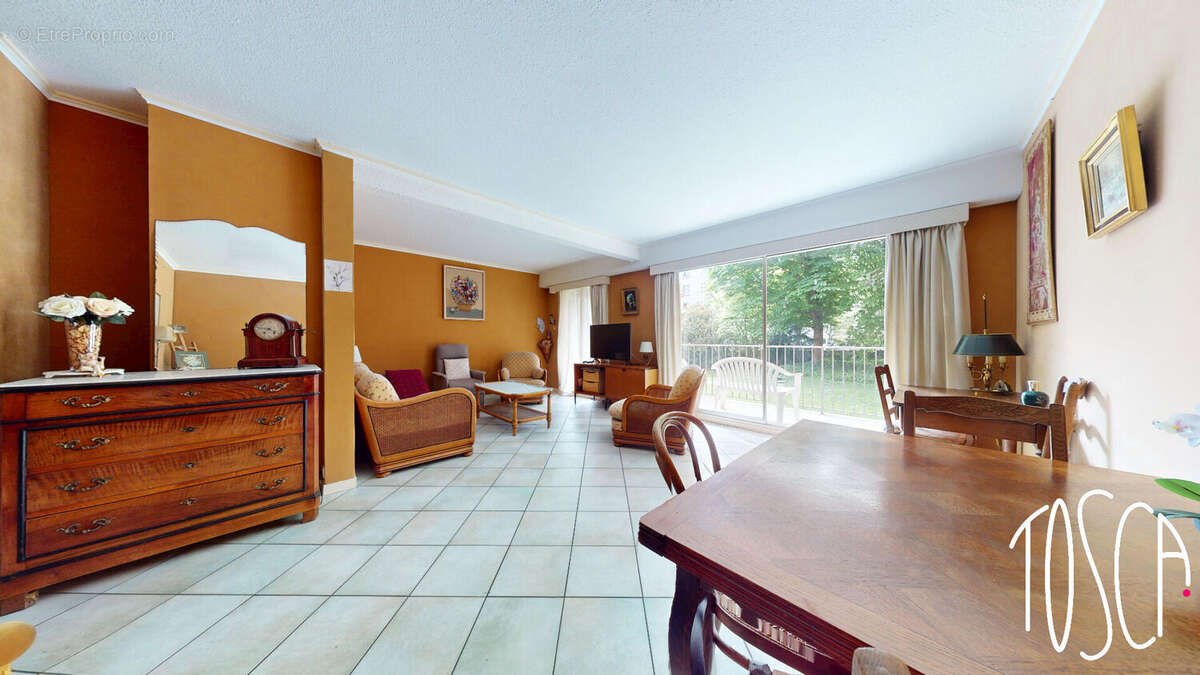 Appartement à THIAIS