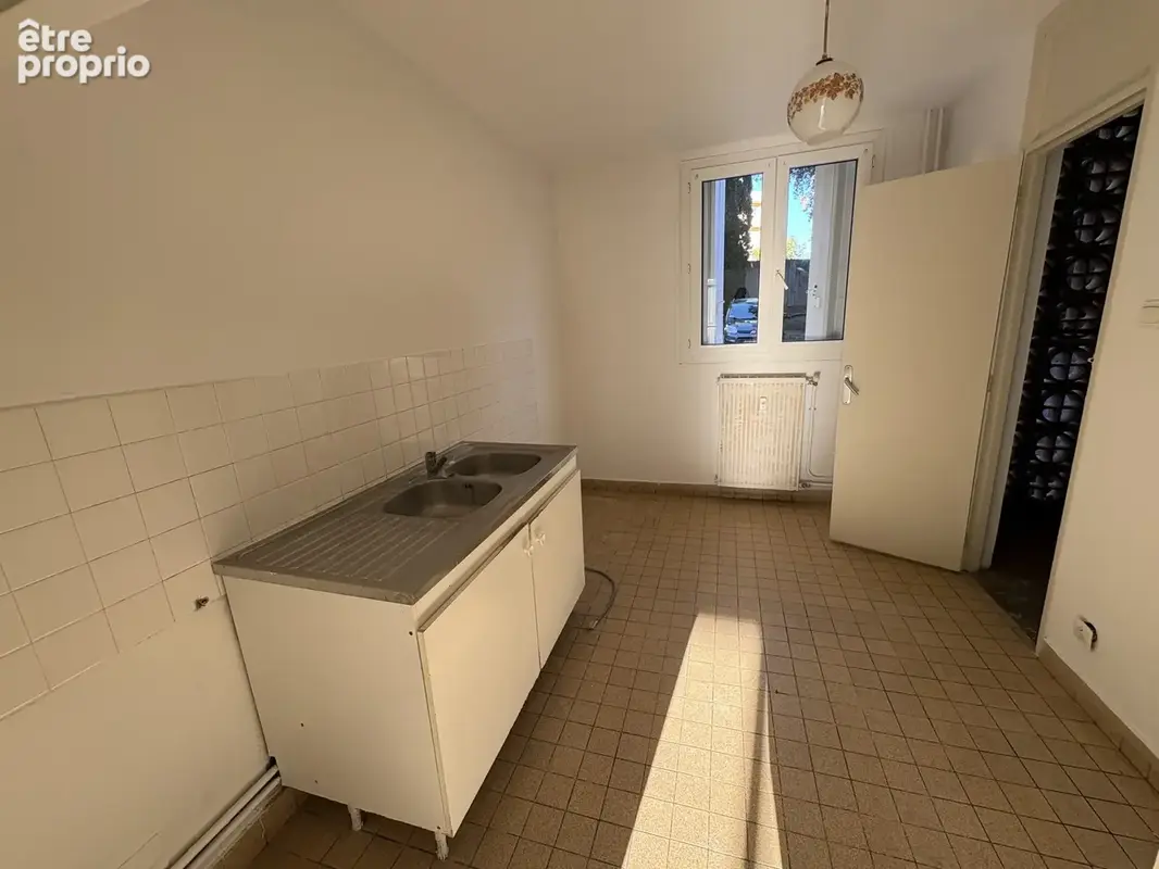 Bastia   Résidence « Agliani »   T3 en rez-de-chaussée avec loggia, dressing et buanderie - photo 3