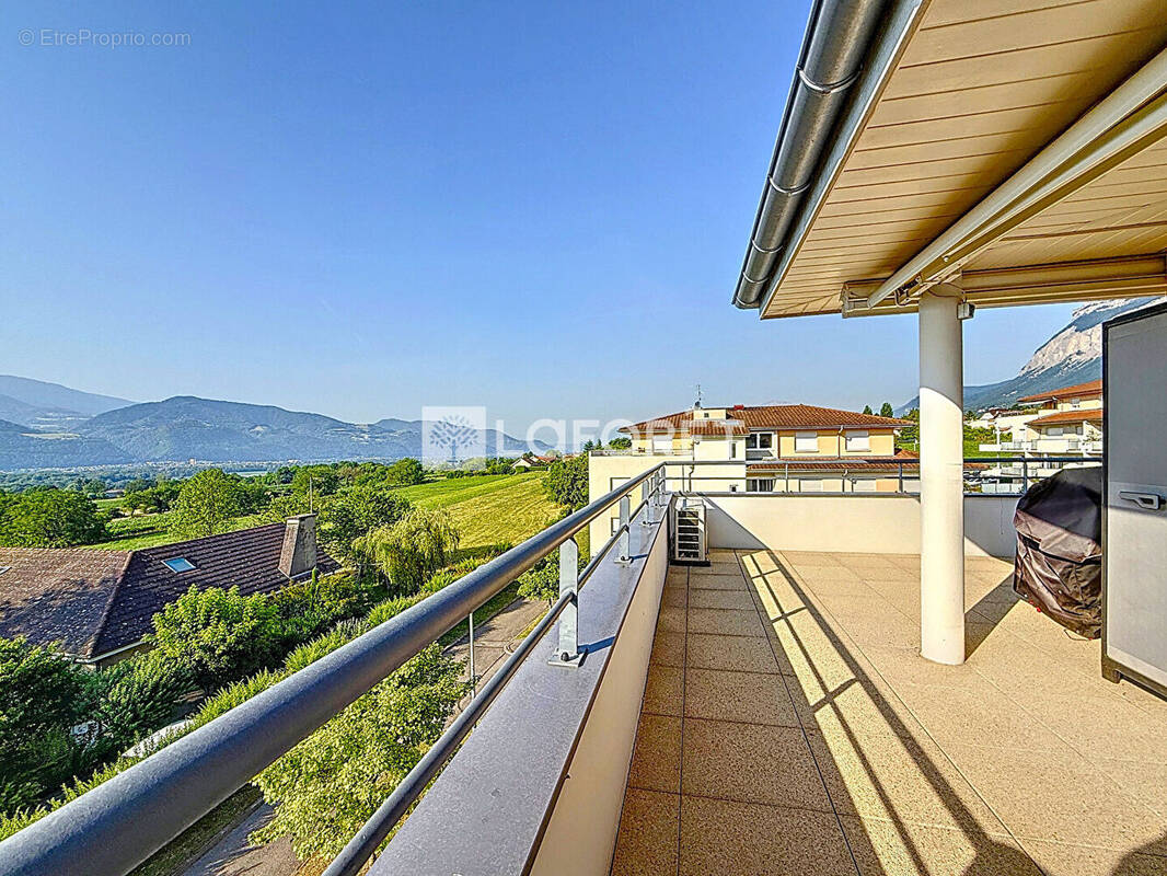 Appartement à SAINT-ISMIER