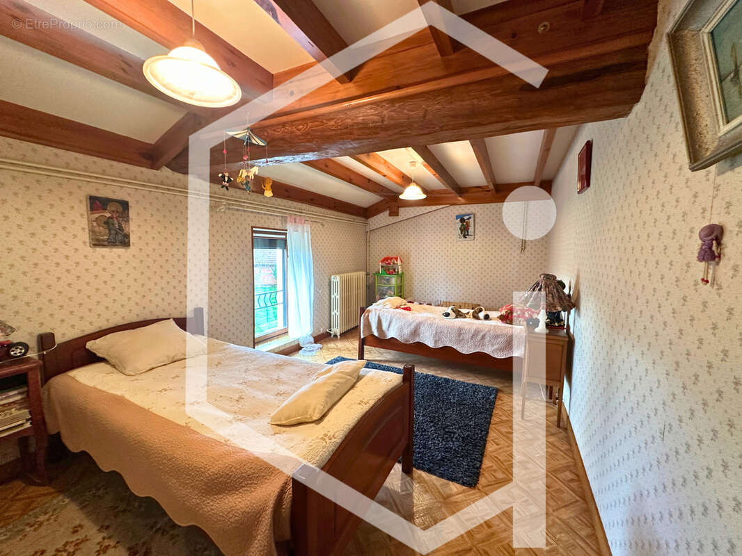 Maison à COSNE-COURS-SUR-LOIRE