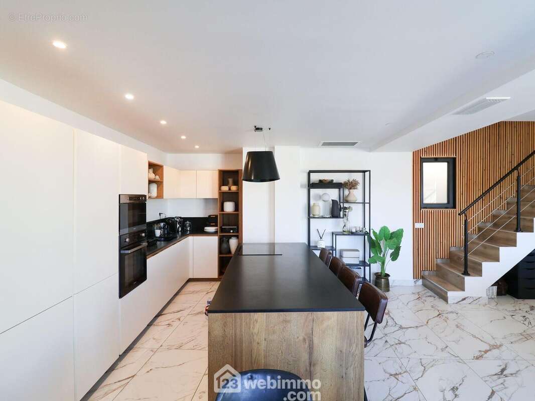 Maison à MARSEILLE-9E