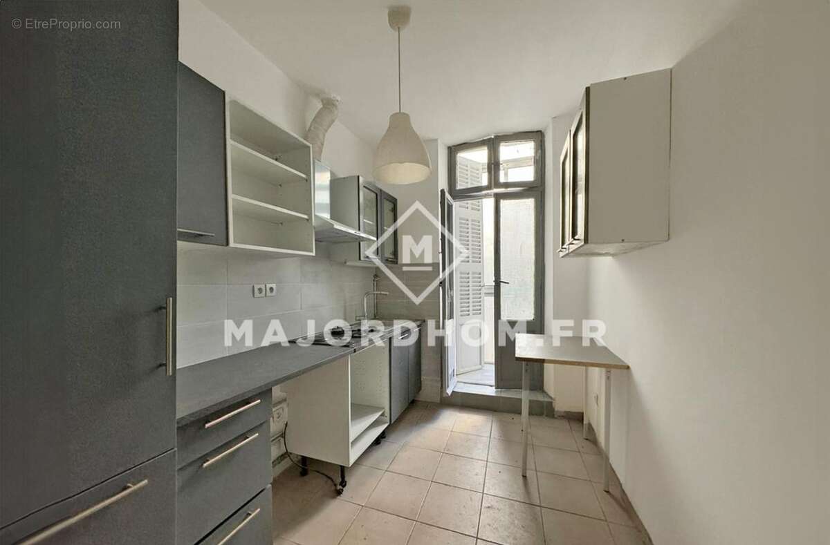 Vente T3 de 53 m² proche de l'Eglise des Réformés 13001 - photo 4