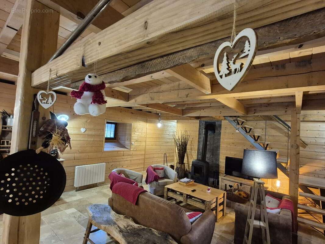 Maison à CAMPAN