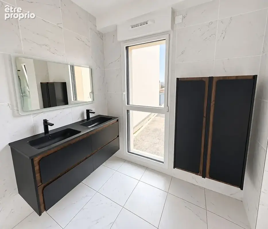 Appartement avec terrasse et deux places de stationnement couvertes  - Hauts de Gazonfier - photo 9