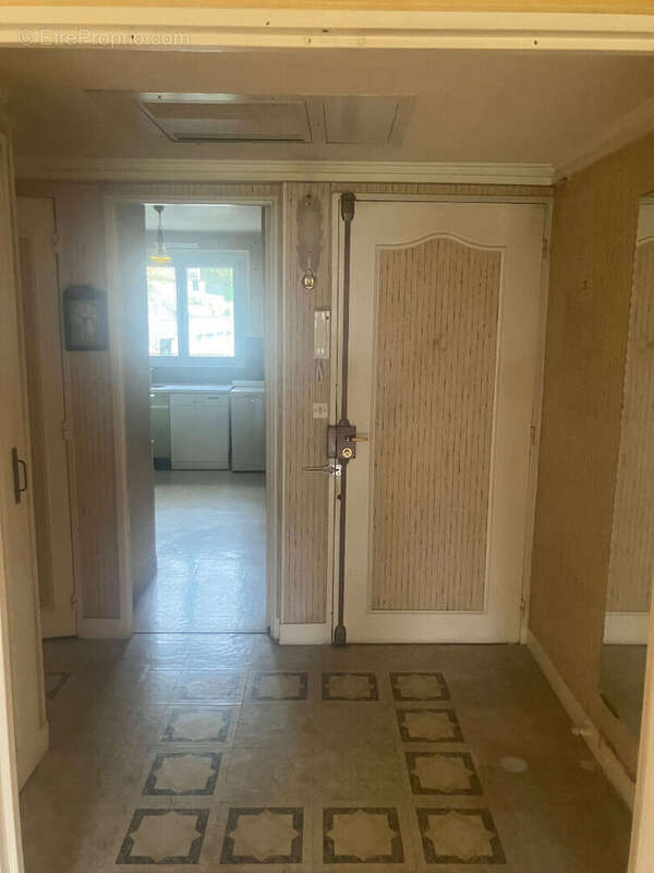 Appartement à SURESNES