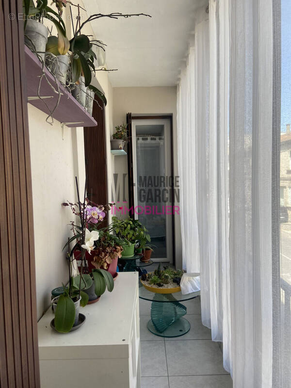 Appartement à CHATEAURENARD