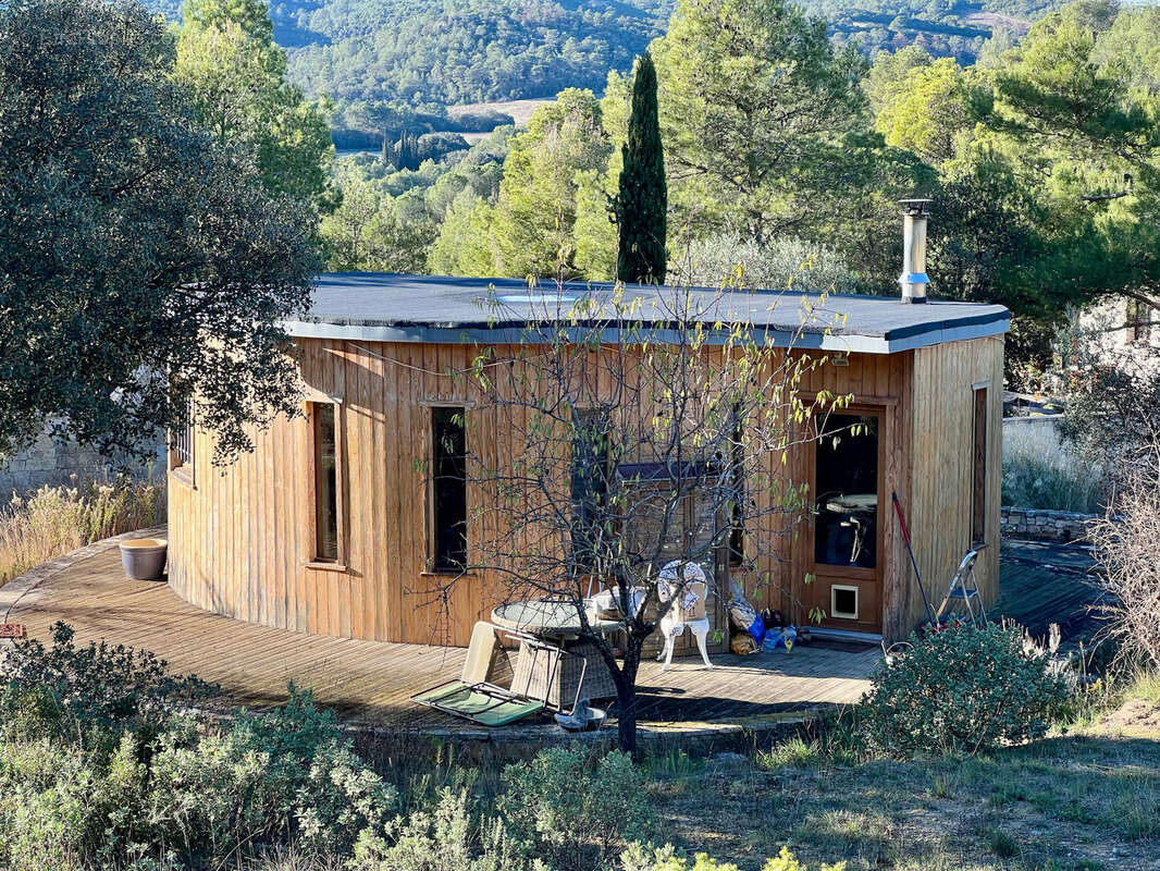 Maison à SAINT-PIERRE-DES-CHAMPS