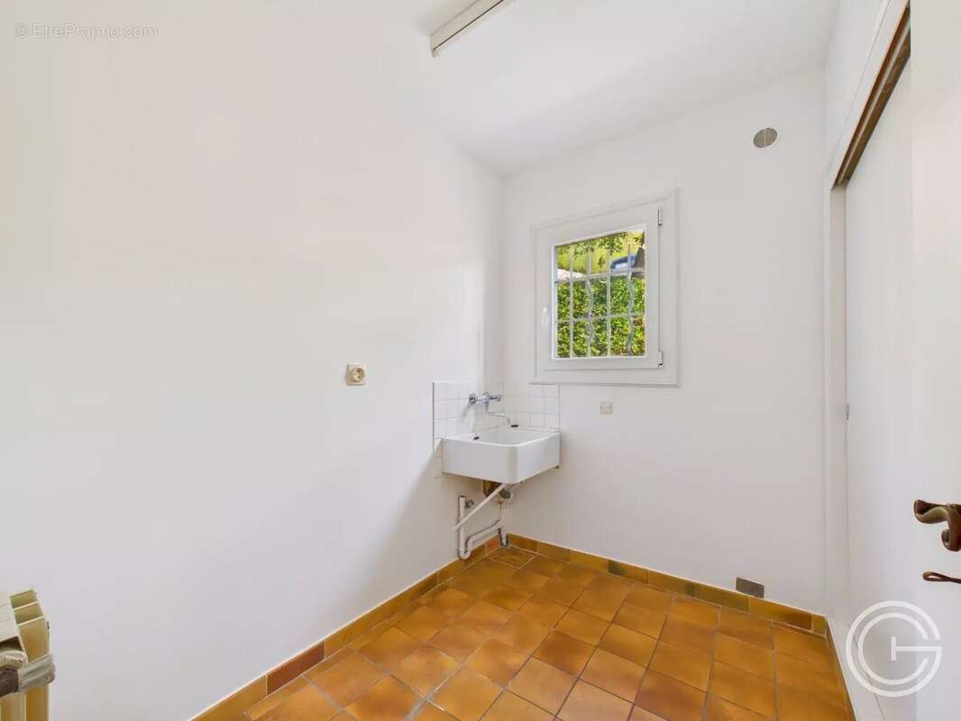 Maison à LA COLLE-SUR-LOUP