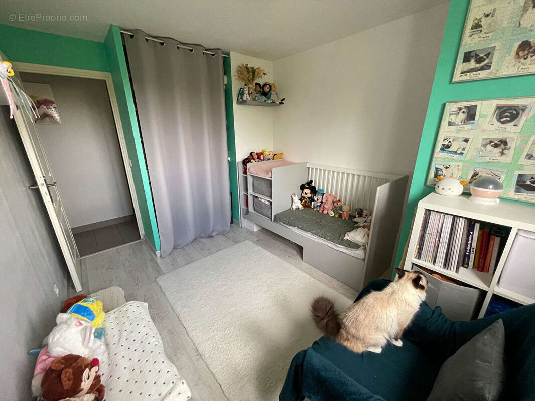 Appartement à SARTROUVILLE