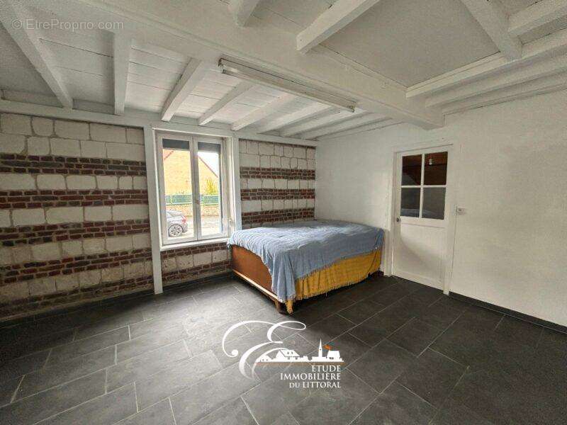 Maison à BAYENGHEM-LES-EPERLECQUES