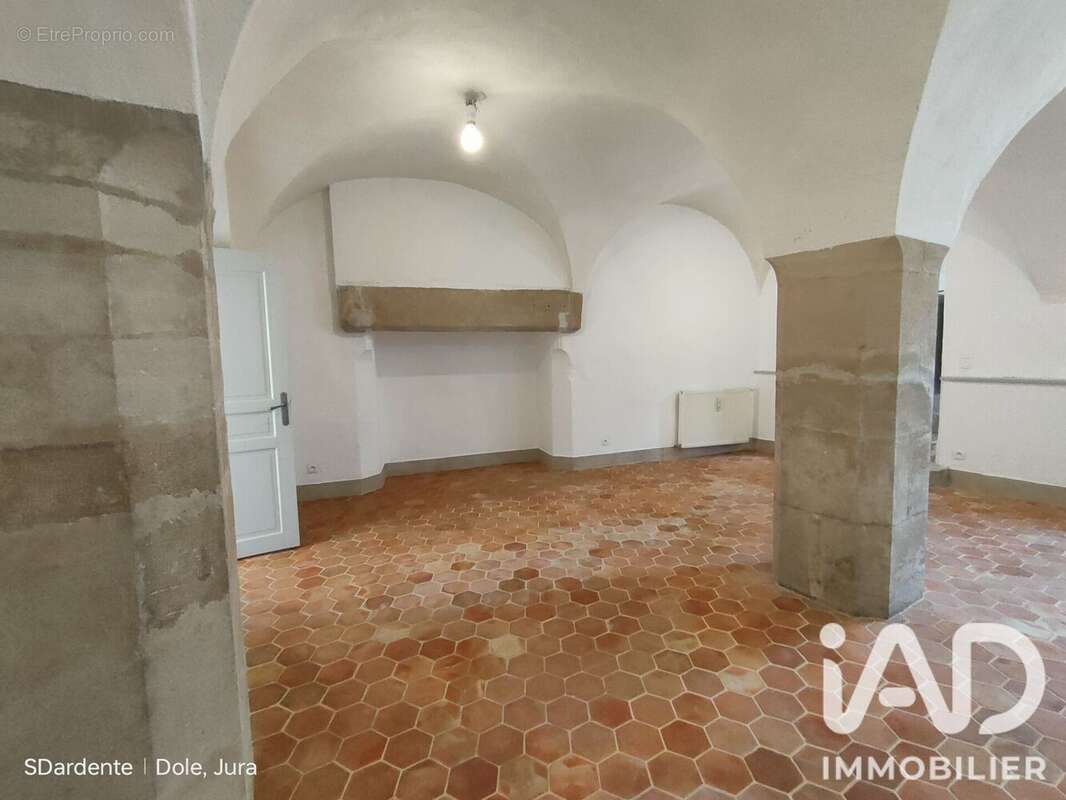 Appartement 85 m² à Dole  - photo 4