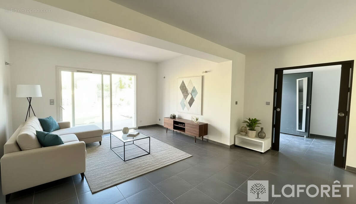 Maison à ROMILLY-SUR-SEINE