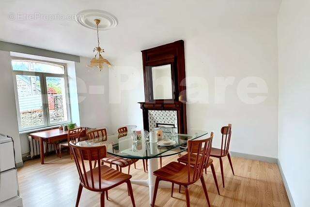 hoqi-78f70d8f2ce54d2091567f05f1297f82 - Maison à CHERBOURG-OCTEVILLE