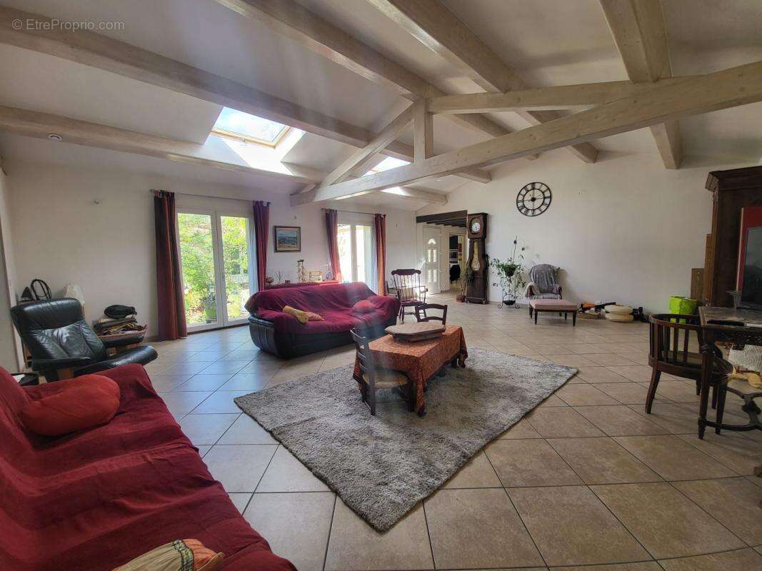 Maison 154 m² à Laurens  - photo 2