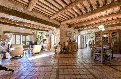 Maison à UZES