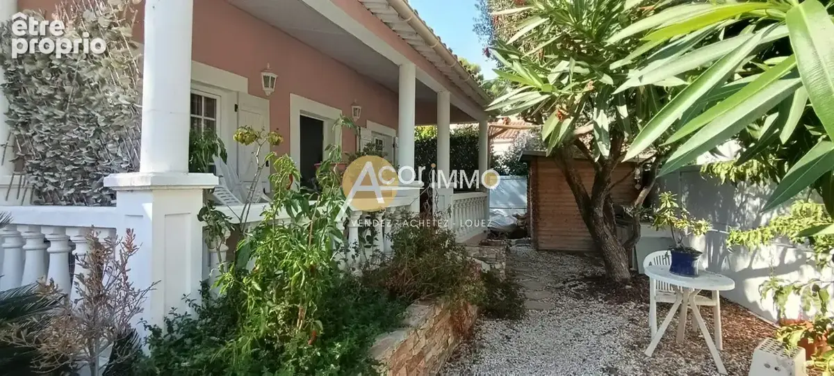 Les sablettes-villa de plain pied-jardin-piscine-parkings - photo 4