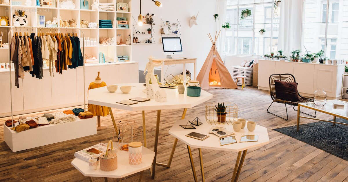 Commerce à LE PORTEL