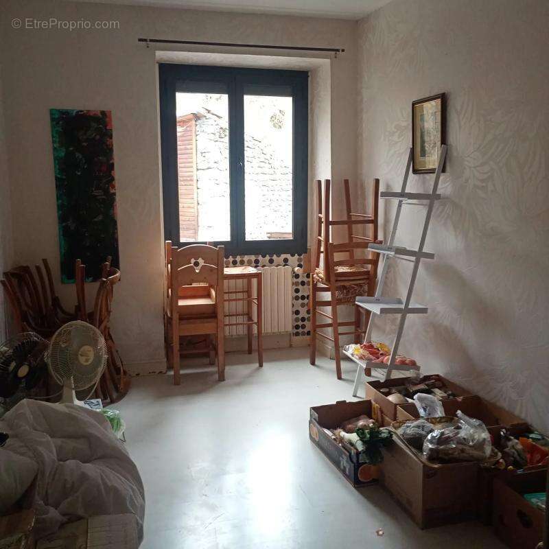 Maison à SAINT-CHRISTOPHE-SUR-DOLAISON