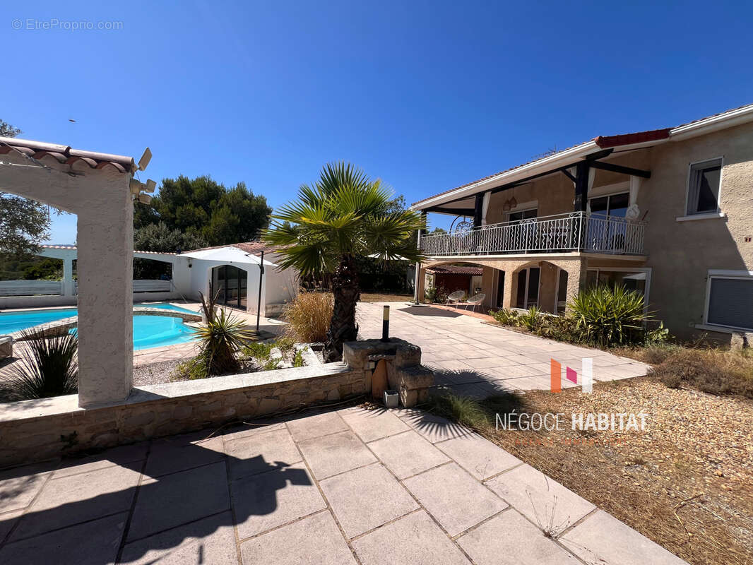 Maison à JUNAS