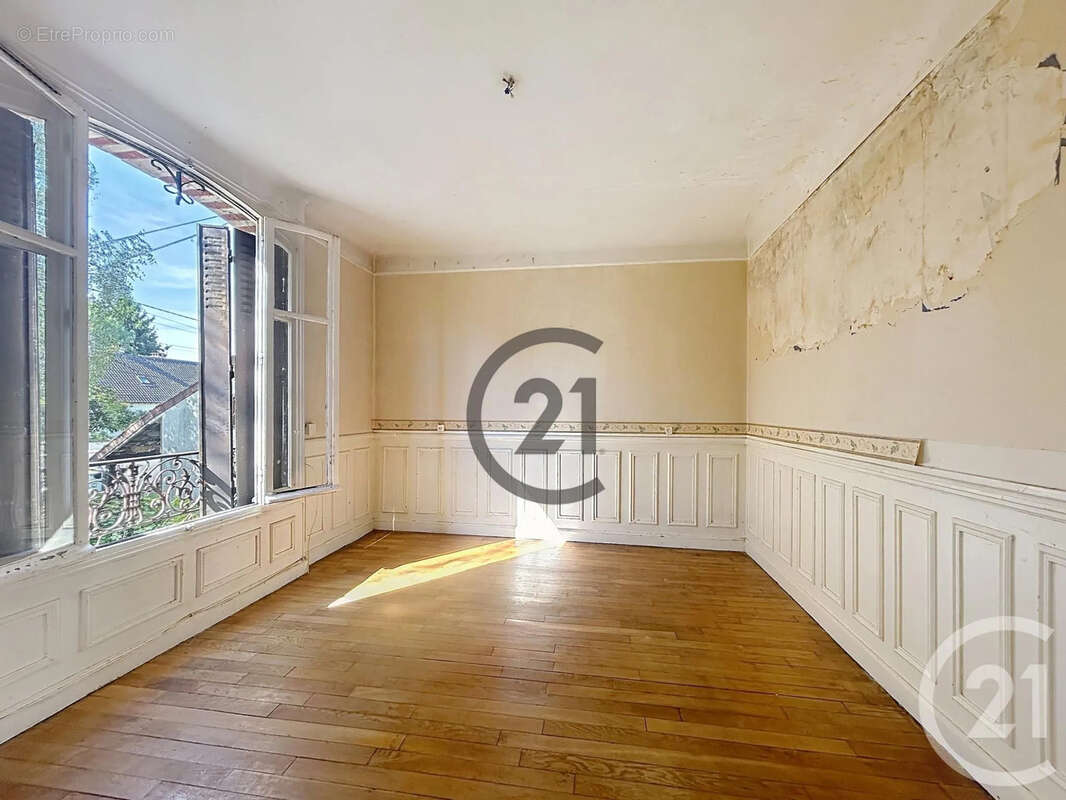 Maison 118 m² à Bois-Le-Roi  - photo 9