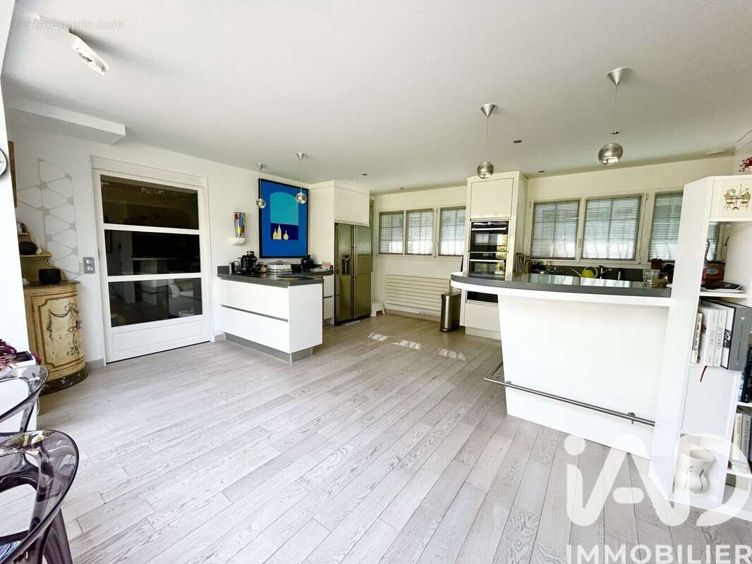 Photo 5 - Maison à SAINT-FARGEAU-PONTHIERRY