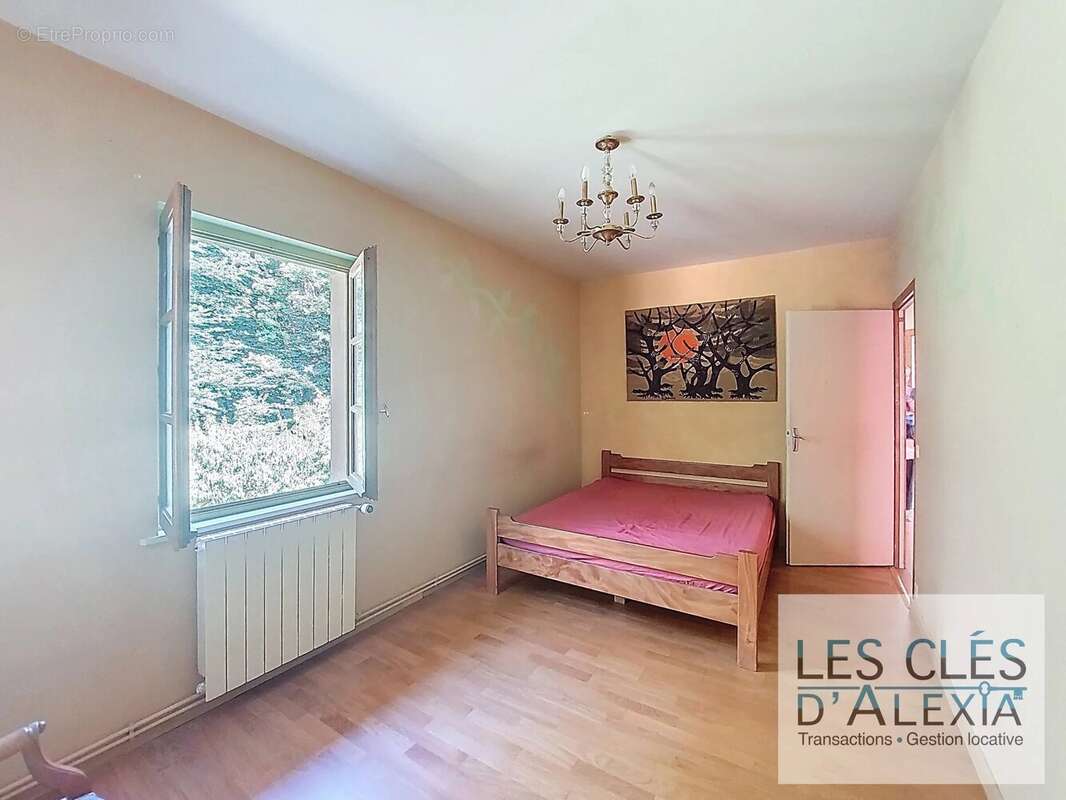 Maison à LES COTES-D'AREY