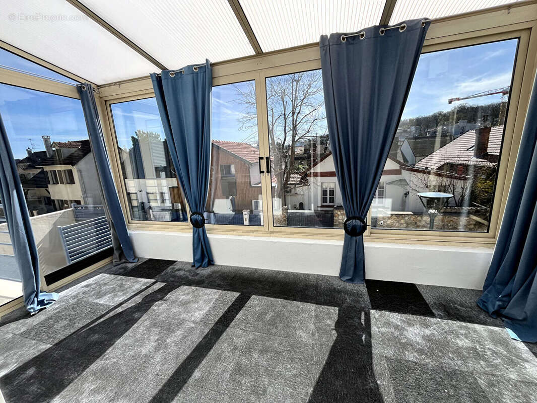 Maison à LE PLESSIS-ROBINSON