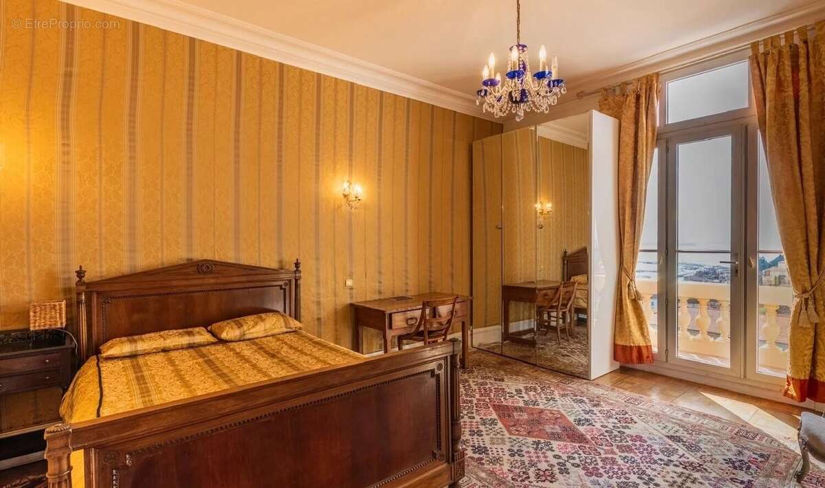 Cannes bourgeois dernier etage 3 pièces - photo 7
