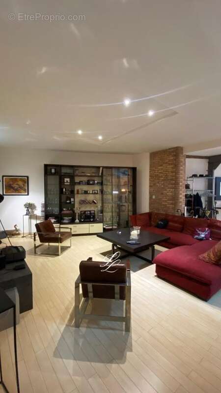 Appartement 220 m² à Le Mans  - photo 25