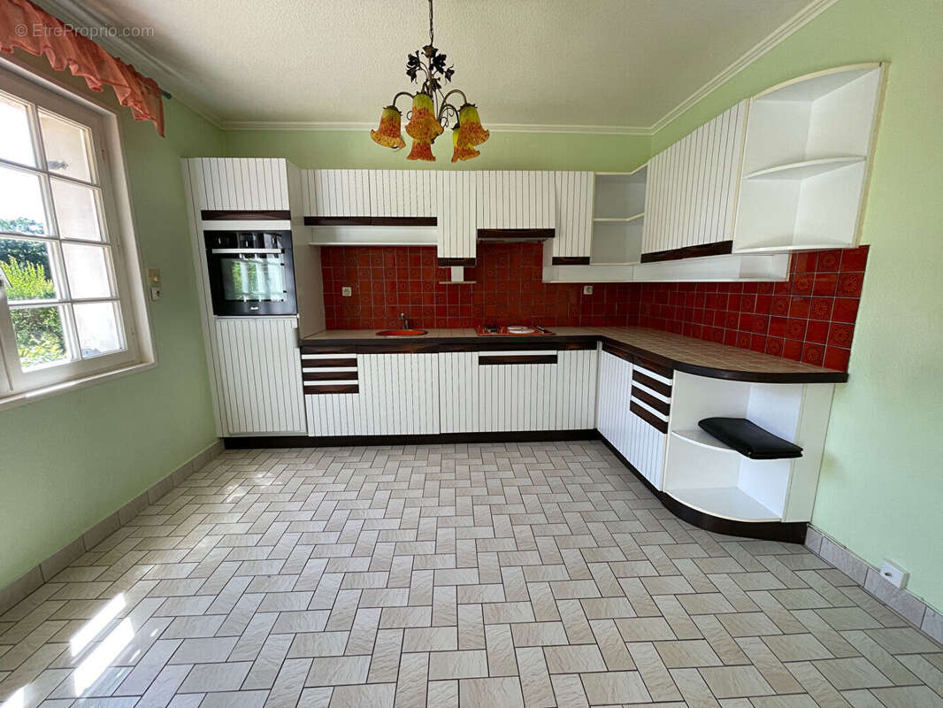 À vendre - Maison traditionnelle à Fouesnant - 109 m² habitables - photo 11