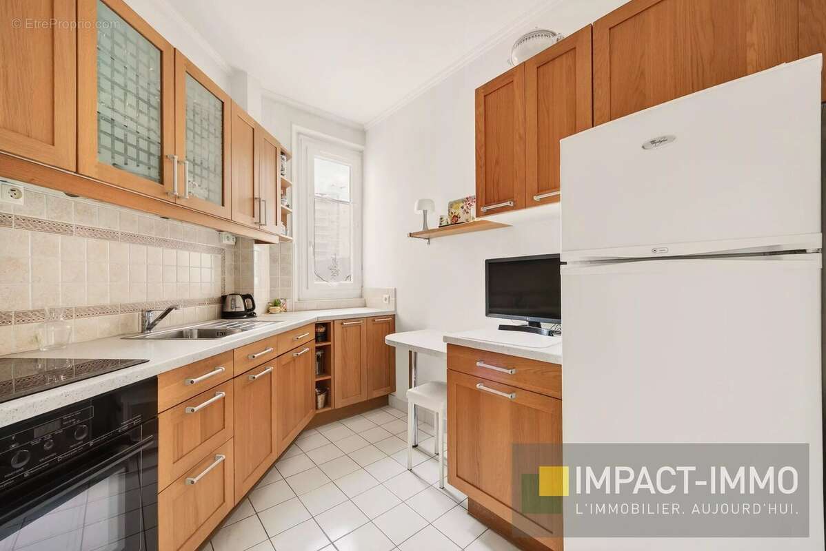 Appartement à COURBEVOIE