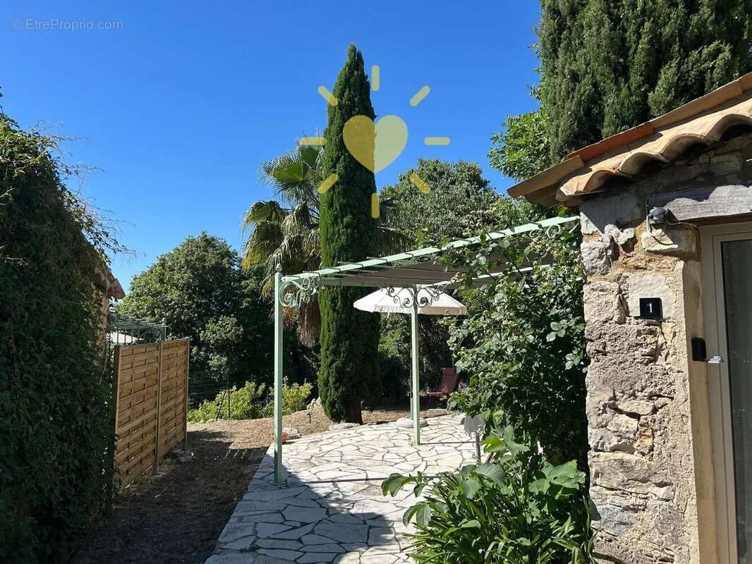 BARGEMON : Belle villa à pied du village avec piscine - photo 32