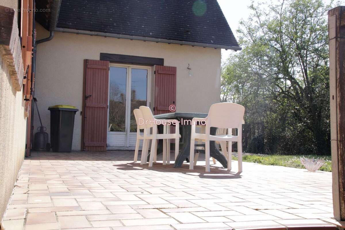 Maison à FERRIERES-EN-GATINAIS