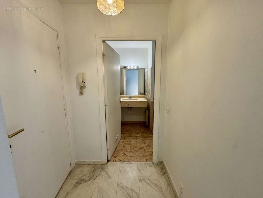 Appartement 30 m² à Nice  - photo 4