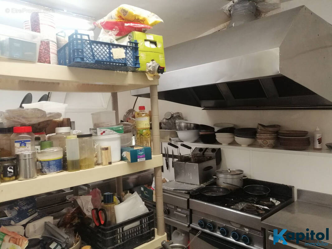 Autre à PARIS-9E