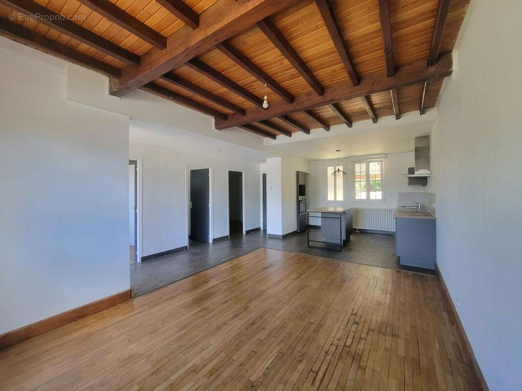 Maison 64 m² à Gourin  - photo 4