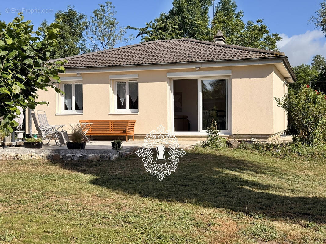 Maison à BRAY-SUR-SEINE