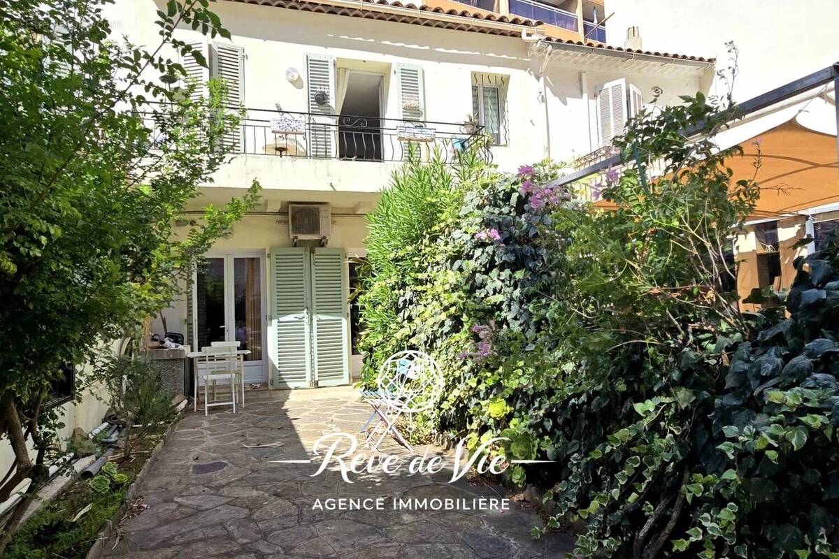 Appartement à LE LAVANDOU