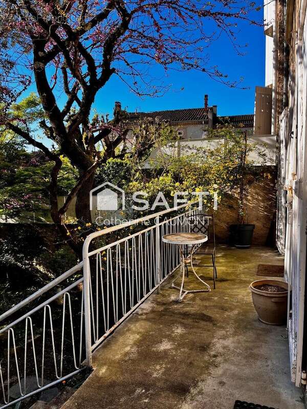 Maison 127 m² à Castres  - photo 2