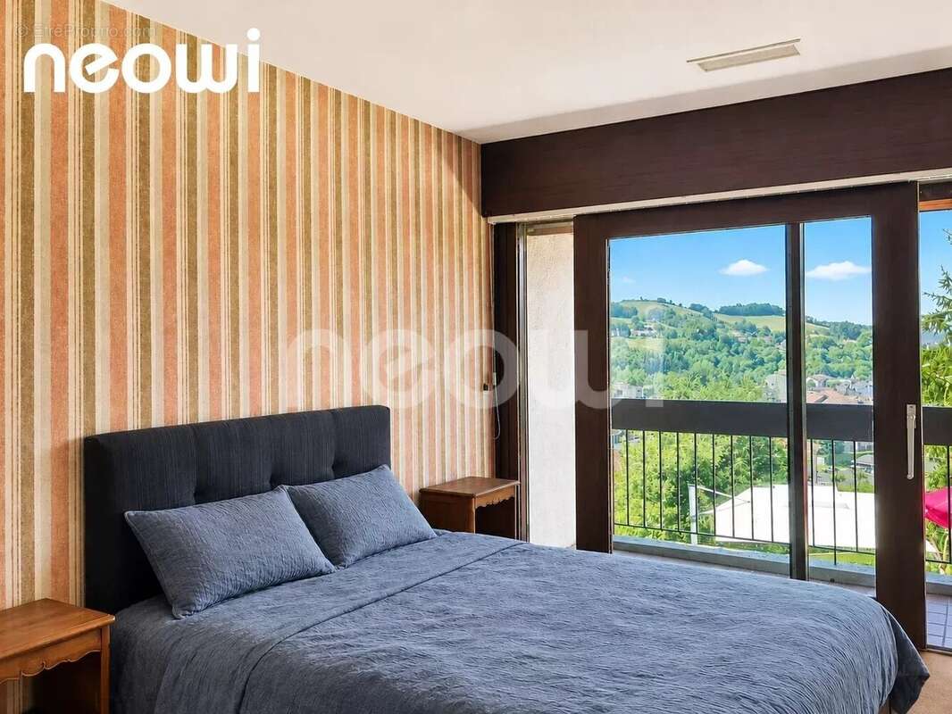 Rare - perle architecturale  avec vue unique sur aurillac - photo 13