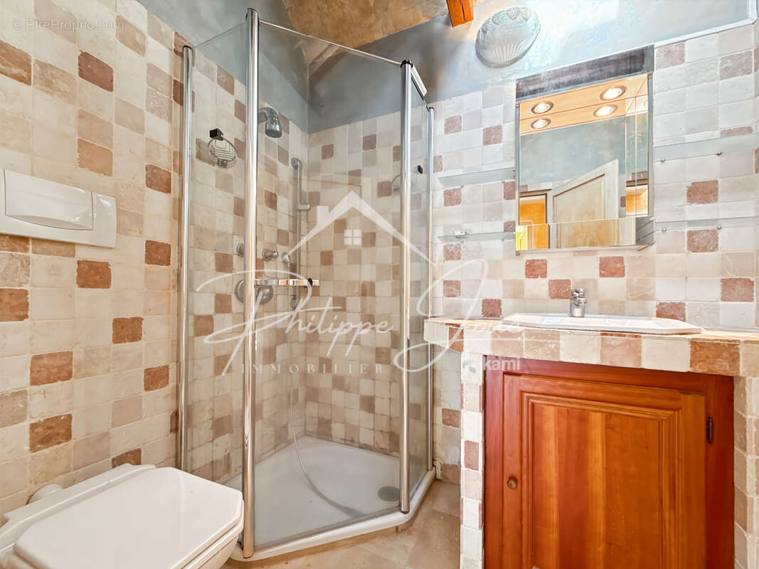 Maison à PONT-SUR-YONNE